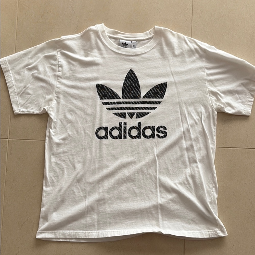 Adidas White Tee with Black Trefoil Logo size XL. Excellent condition